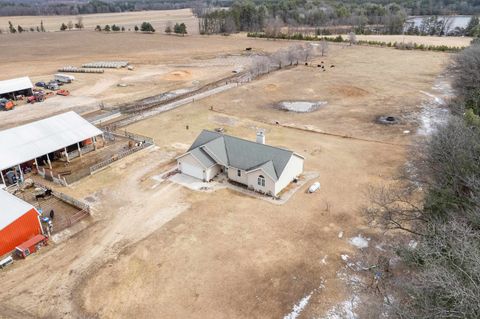 Photo of N6702 12th Road, Montello, WI 53949 (MLS # 1995052)