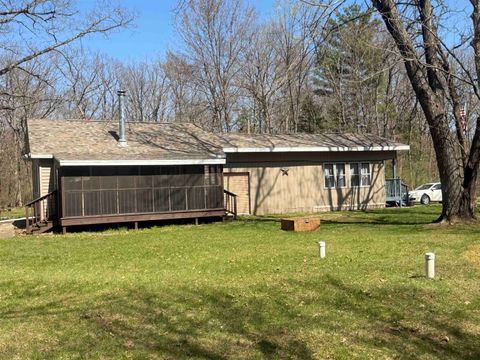 Photo of W5888 County Road H Road, Wild Rose, WI 54984 (MLS # 2021715)