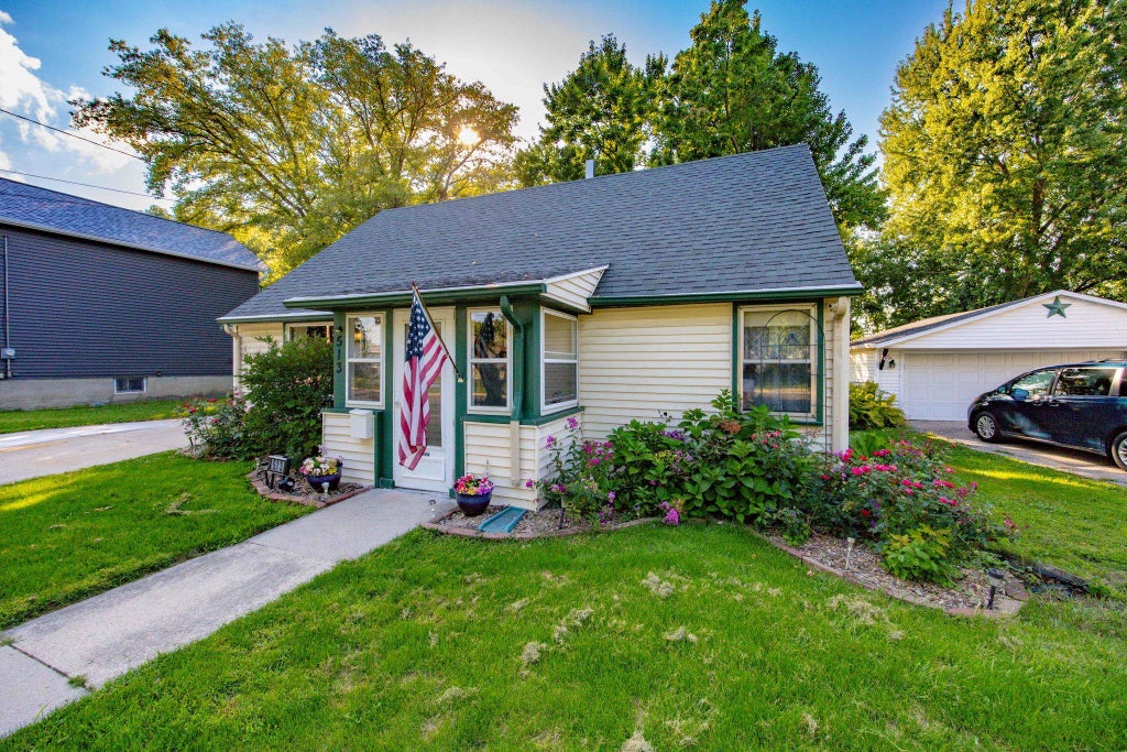 606410835 Real Estate Search