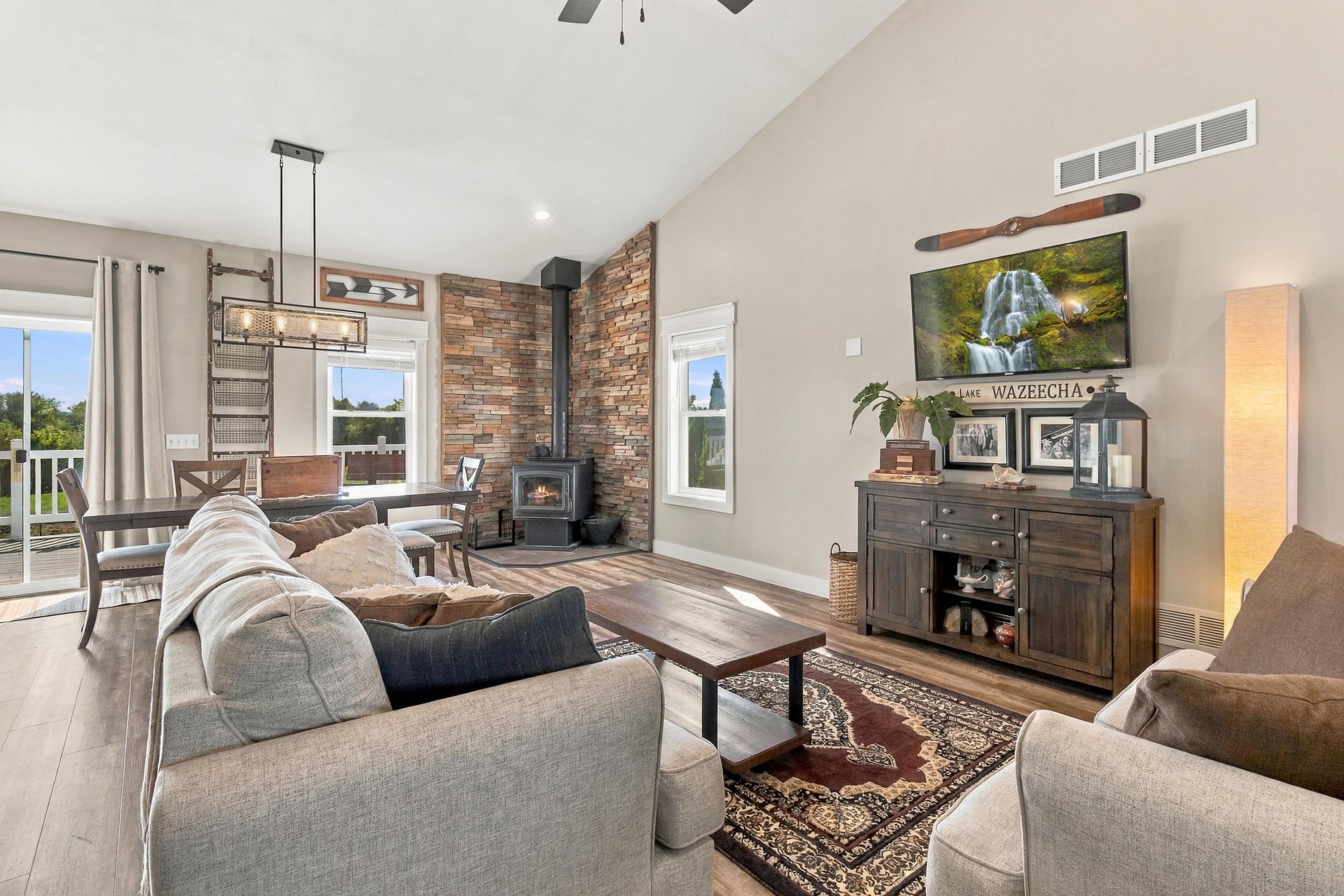 2085 Branch Road