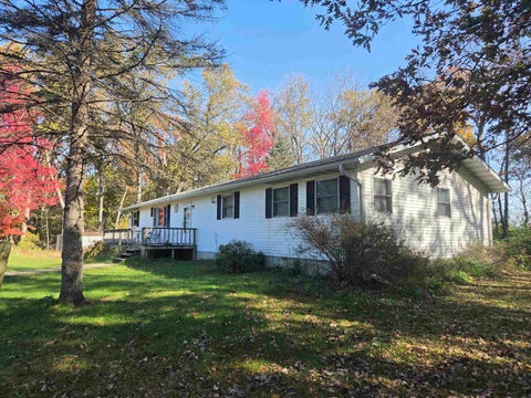 Photo of W8505 Fern Drive, Oxford, WI 53952 (MLS # 2035273)