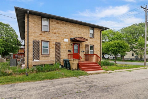 Photo of 430 Oak Street, Madison, WI 53704 (MLS # 2025643)