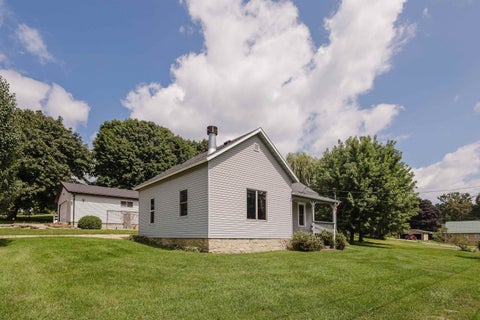 Photo of 206 Oak Street, Montfort, WI 53569 (MLS # 2031221)