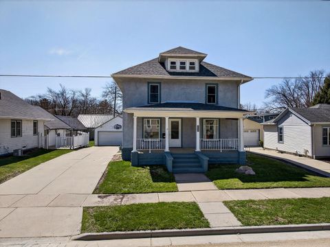 Photo of 2420 12th Street, Monroe, WI 53566 (MLS # 2020313)