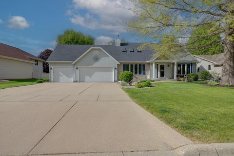 Photo of 3517 Kingsbridge Drive, Janesville, WI 53546 (MLS # 2023191)