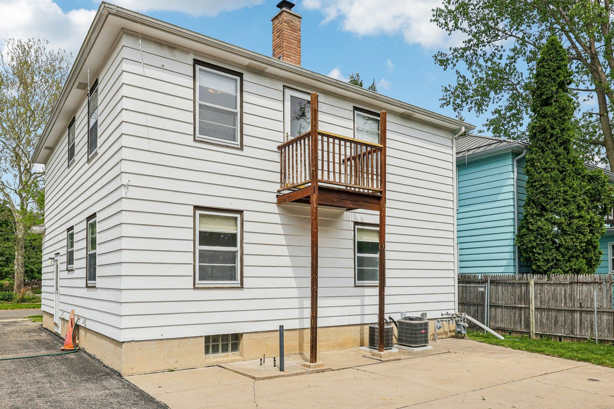 Madison, Wisconsin 53714, United States, 4 Bedrooms Bedrooms, ,2 BathroomsBathrooms,Residential,Pending,134342