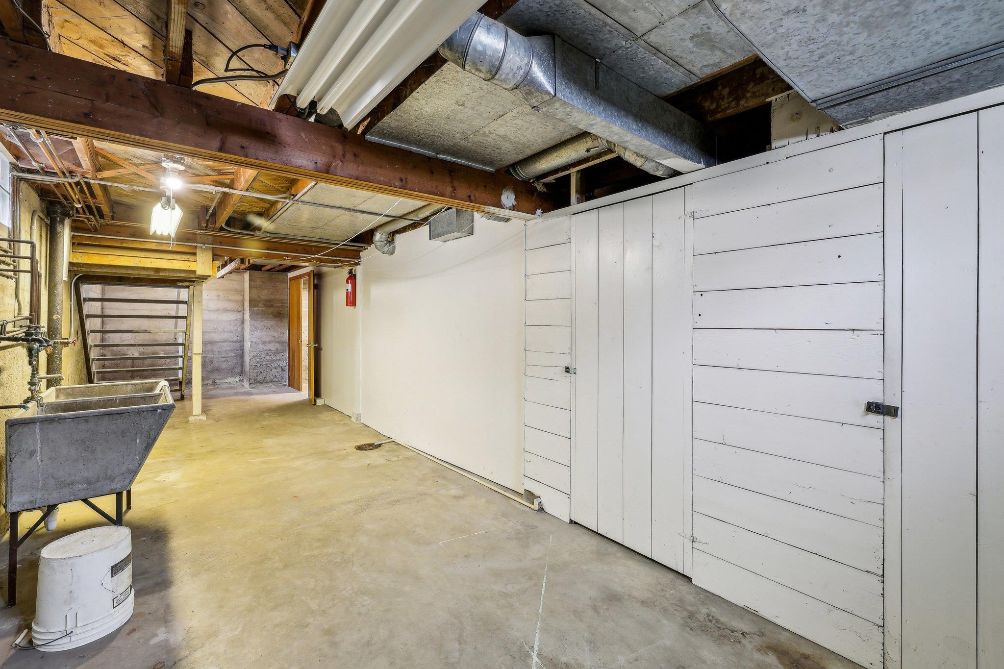 Madison, Wisconsin 53714, United States, 4 Bedrooms Bedrooms, ,2 BathroomsBathrooms,Residential,Pending,134342