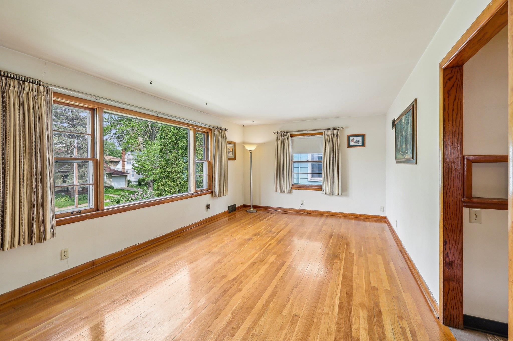 Madison, Wisconsin 53714, United States, 4 Bedrooms Bedrooms, ,2 BathroomsBathrooms,Residential,Pending,134342