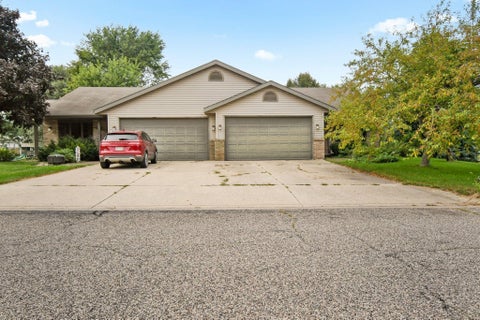 Photo of 706 Forest Edge Drive, Mazomanie, WI 53560 (MLS # 2032255)