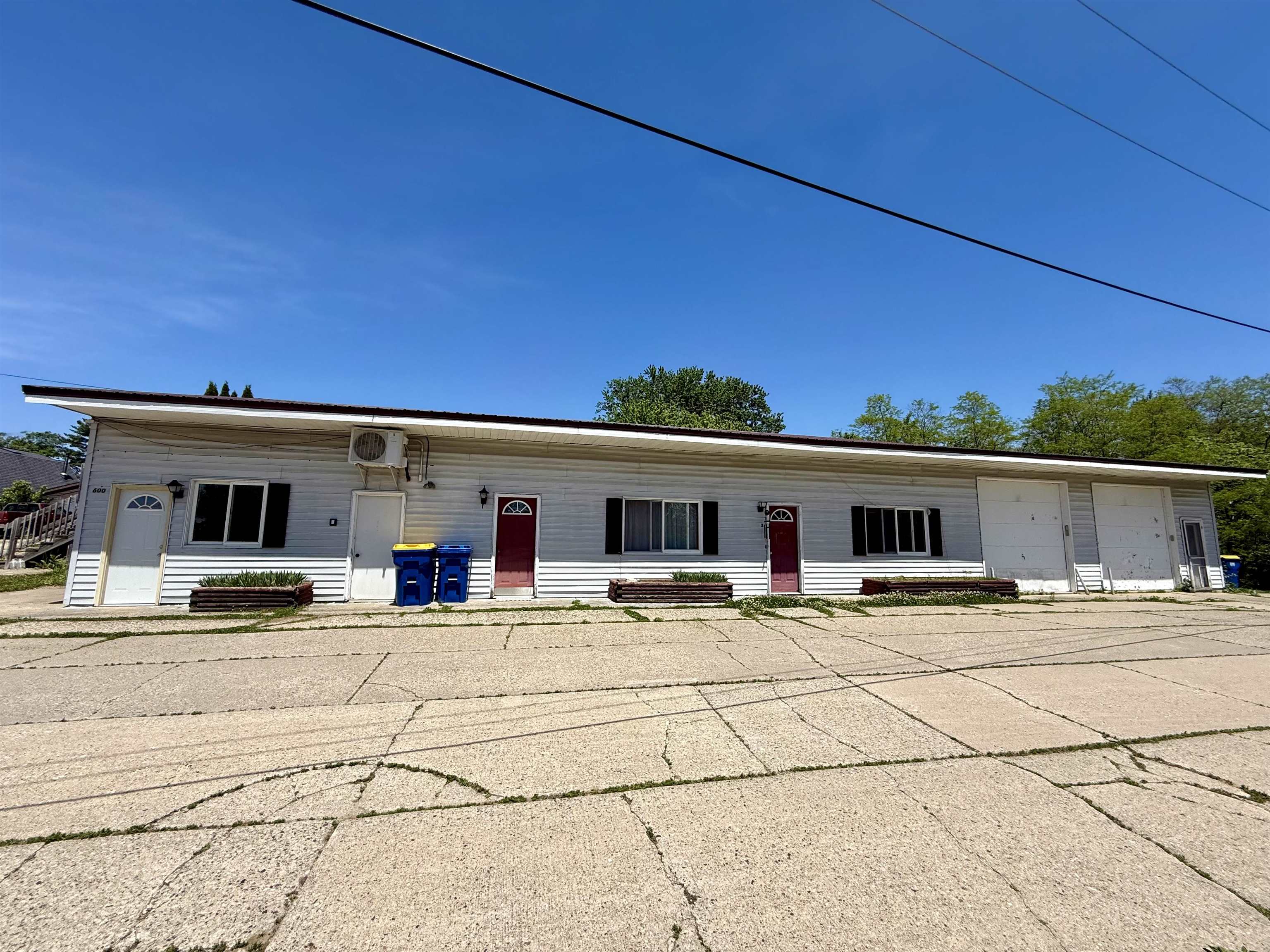 600 Maple Street