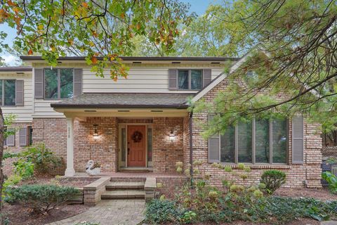 Photo of 218 Saratoga Circle, Madison, WI 53705 (MLS # 2019700)