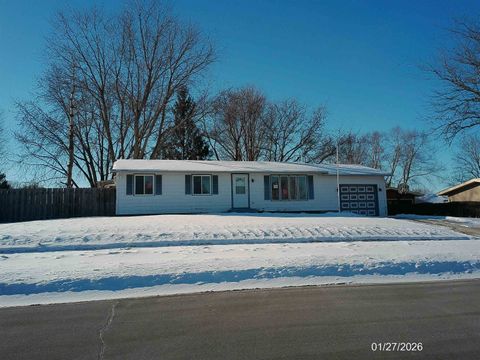 Photo of 502 Arthur Drive, Clinton, WI 53525 (MLS # 2016260)