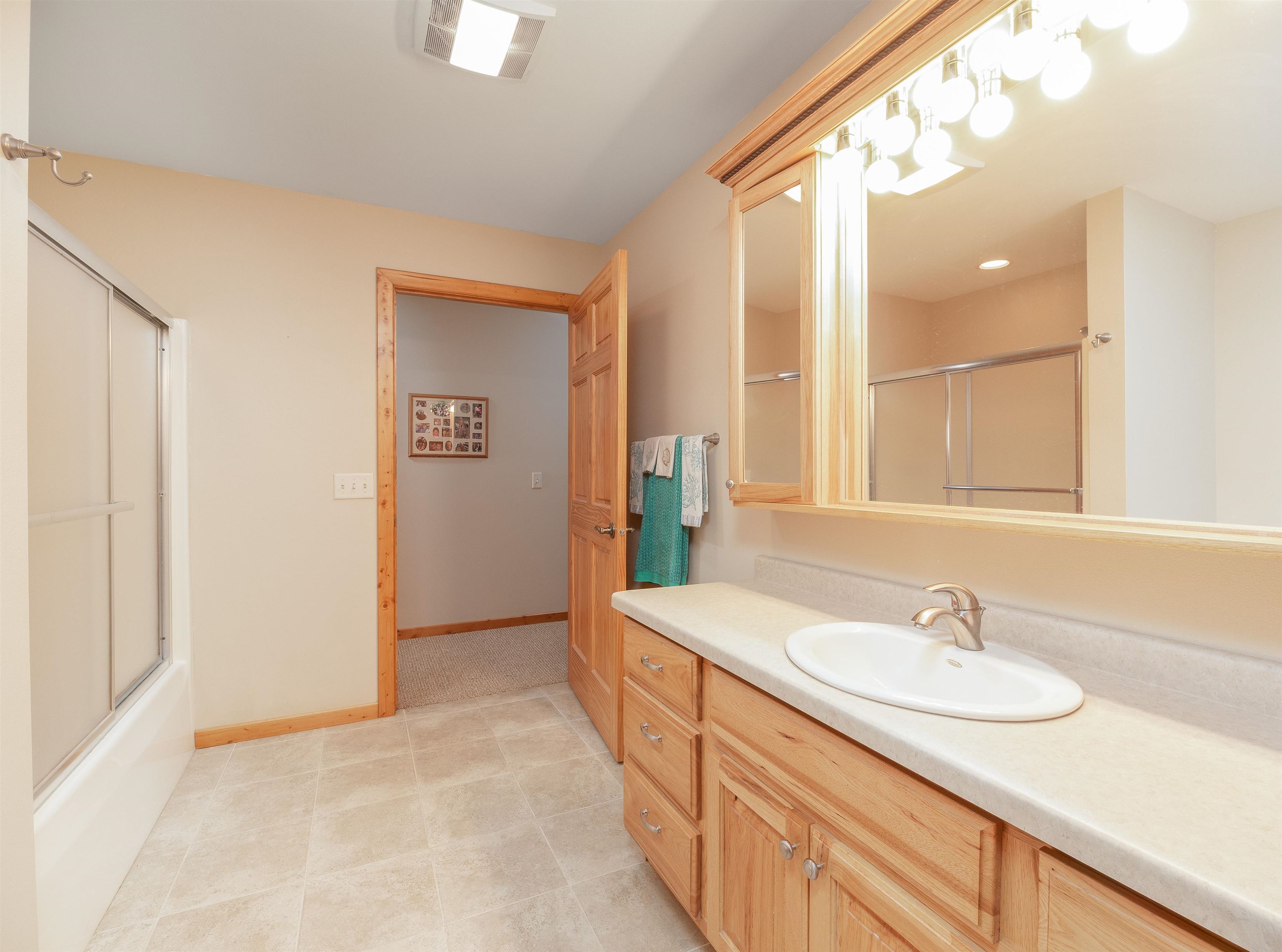 Reeseville, Wisconsin 53579, United States, 3 Bedrooms Bedrooms, ,3 BathroomsBathrooms,Residential,Active,93157