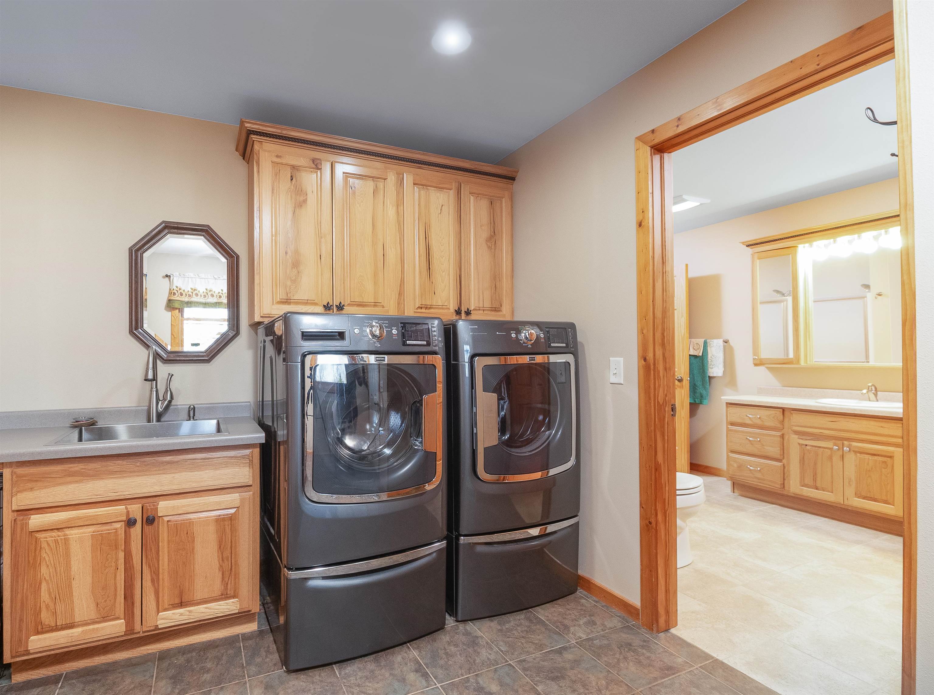 Reeseville, Wisconsin 53579, United States, 3 Bedrooms Bedrooms, ,3 BathroomsBathrooms,Residential,Active,93157