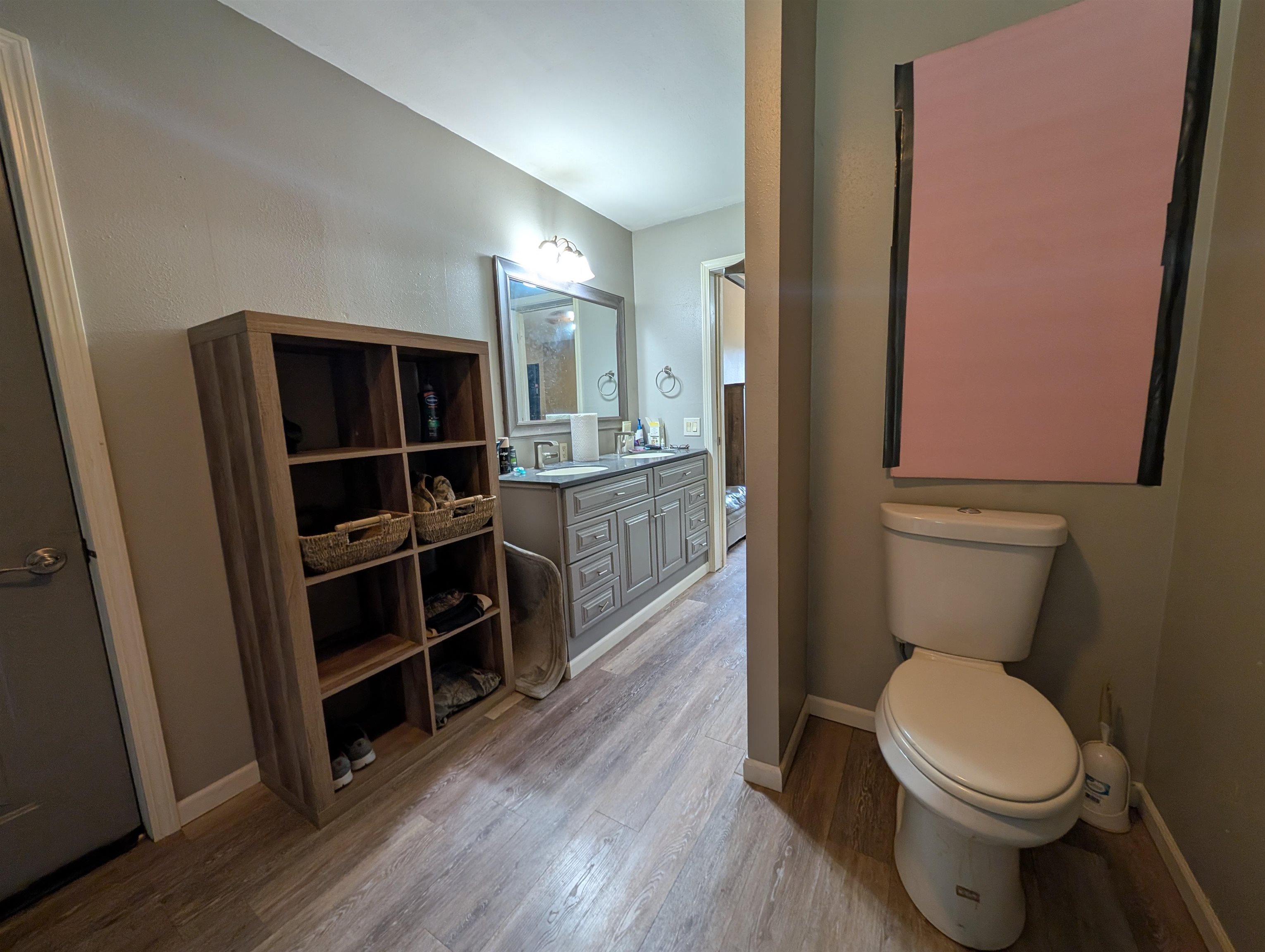 Wisconsin Dells, Wisconsin 53965, United States, 3 Bedrooms Bedrooms, ,2 BathroomsBathrooms,Residential,Pending,121298