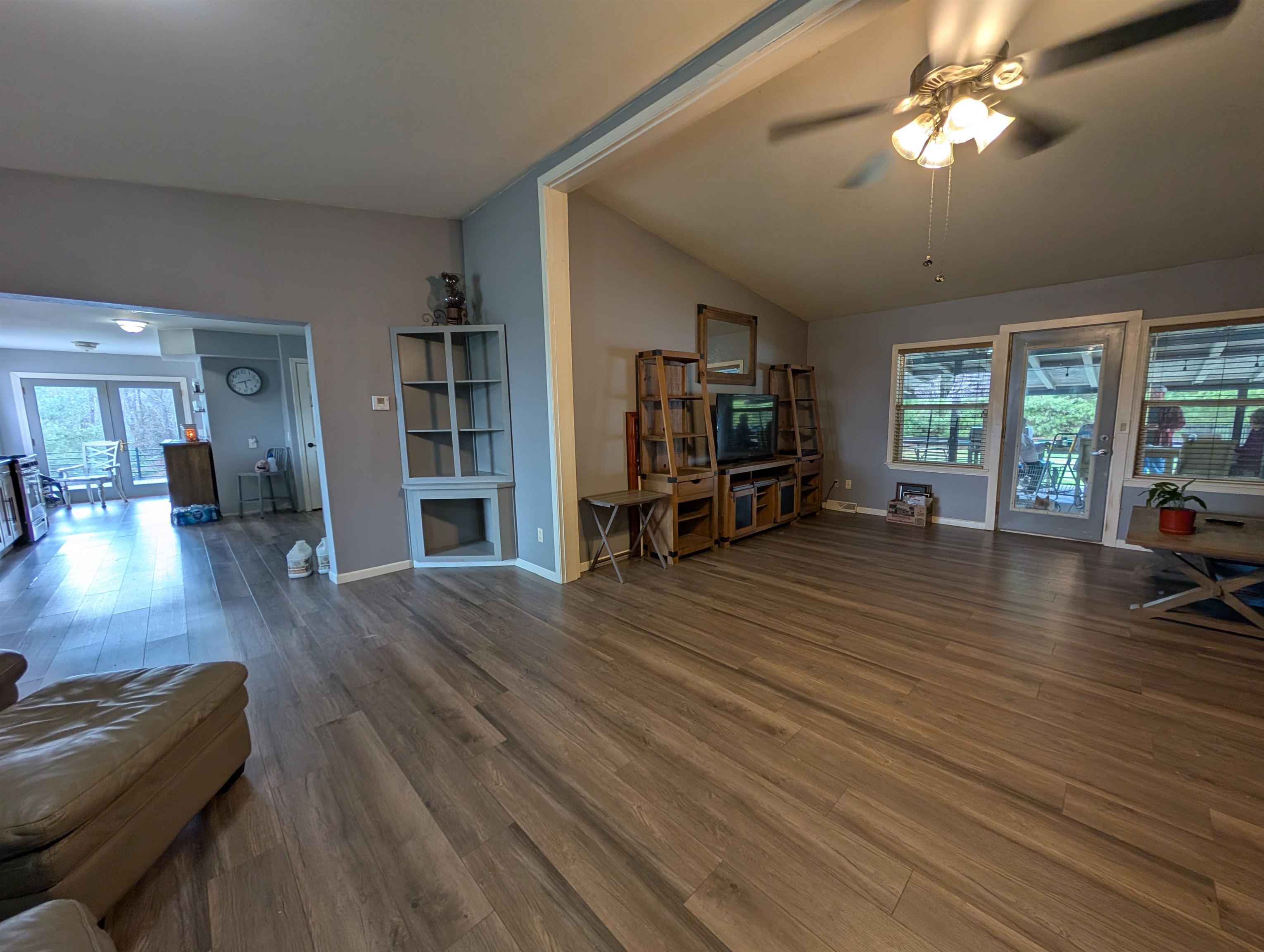 Wisconsin Dells, Wisconsin 53965, United States, 3 Bedrooms Bedrooms, ,2 BathroomsBathrooms,Residential,Pending,121298