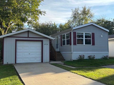 Photo of N2639 County Road Z B25 Road, Dousman, WI 53118 (MLS # 2014817)