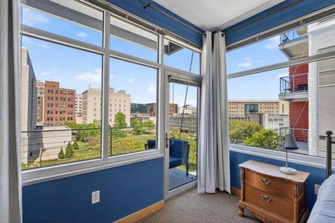 Photo of 309 W Washington Avenue 615 #615, Madison, WI 53703 (MLS # 2023386)