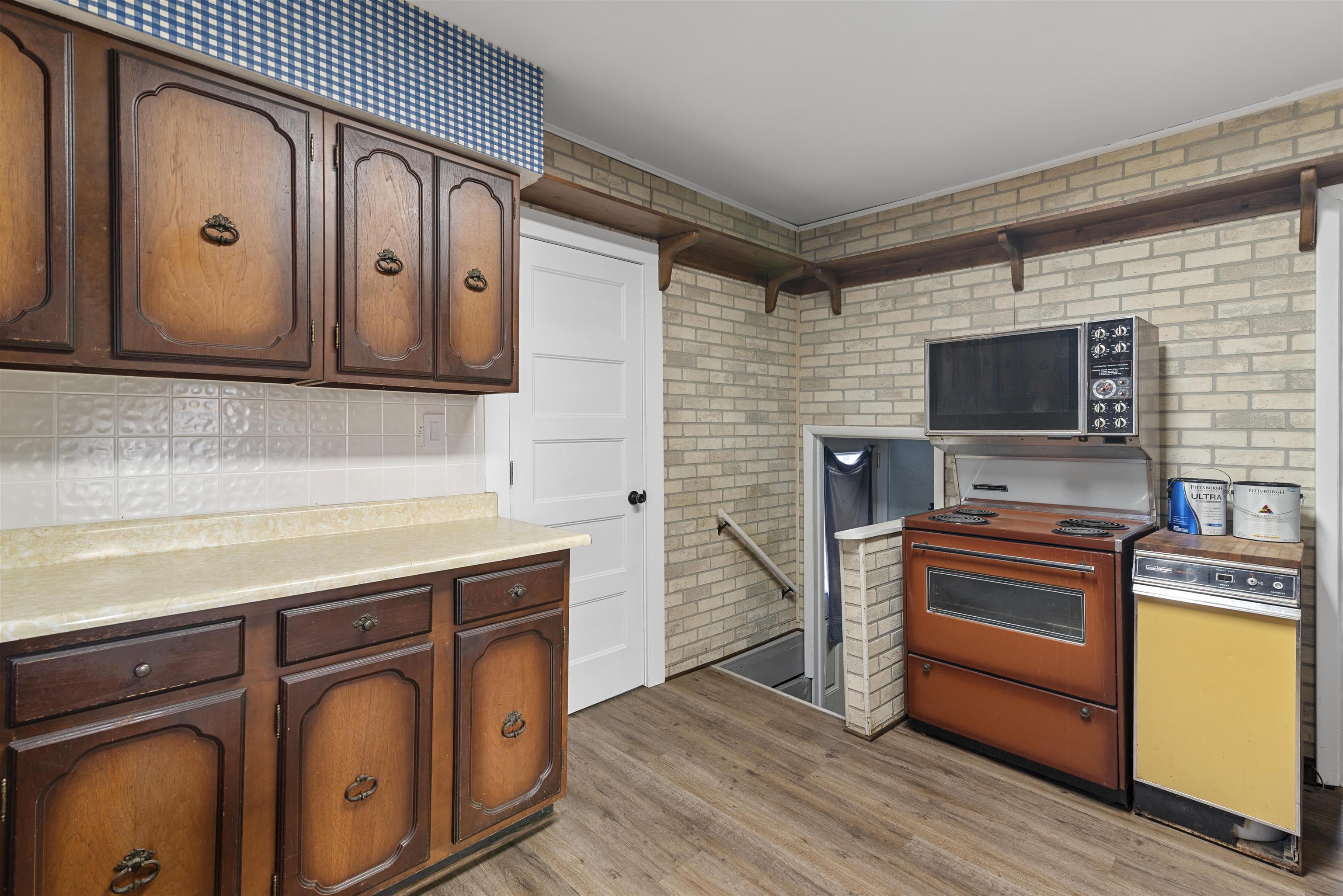 Footville, Wisconsin 53537, United States, 4 Bedrooms Bedrooms, ,2 BathroomsBathrooms,Residential,Active,106130