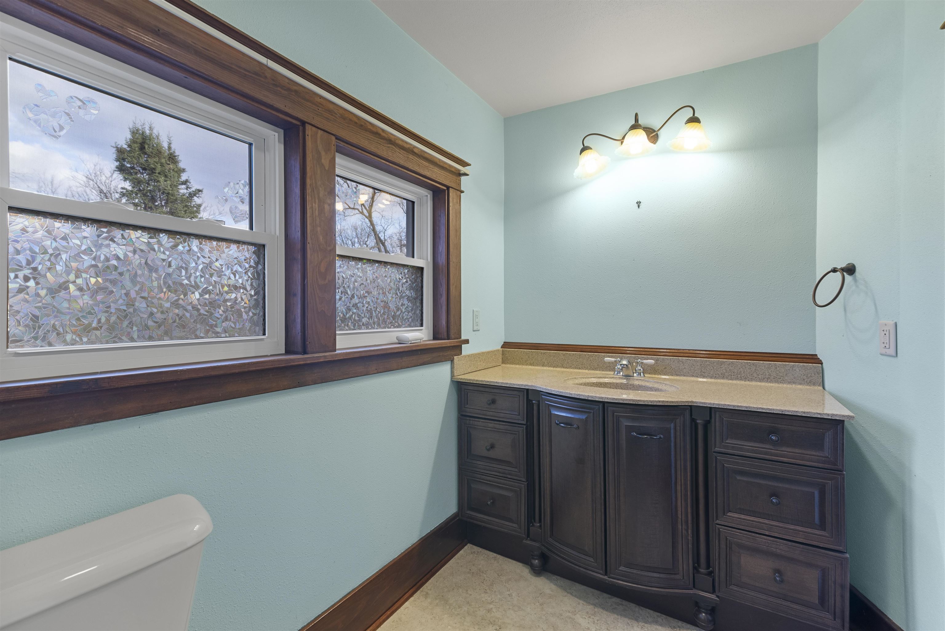 Footville, Wisconsin 53537, United States, 4 Bedrooms Bedrooms, ,2 BathroomsBathrooms,Residential,Active,106130