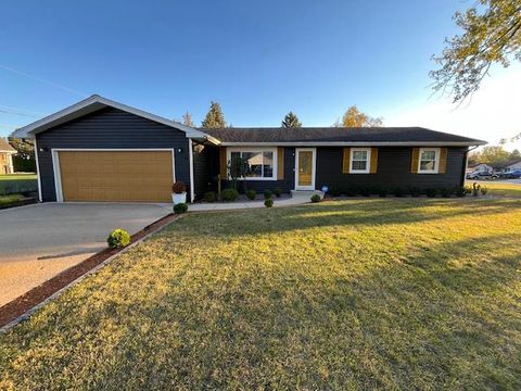 Photo of 2260 Cobblestone Lane, Beloit, WI 53511 (MLS # 2011731)