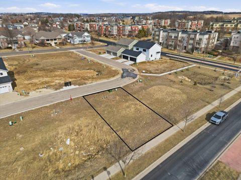 Photo of Lot 10 -5212 E Cheryl Parkway, Fitchburg, WI 53711 (MLS # 2017377)