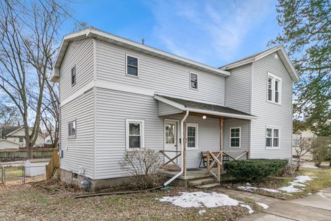 Photo of 212 E Carroll Street, Portage, WI 53901 (MLS # 2014568)
