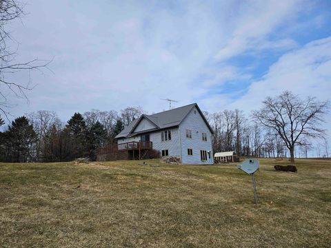 Photo of W1784 County Road AW, Randolph, WI 53956 (MLS # 2018989)