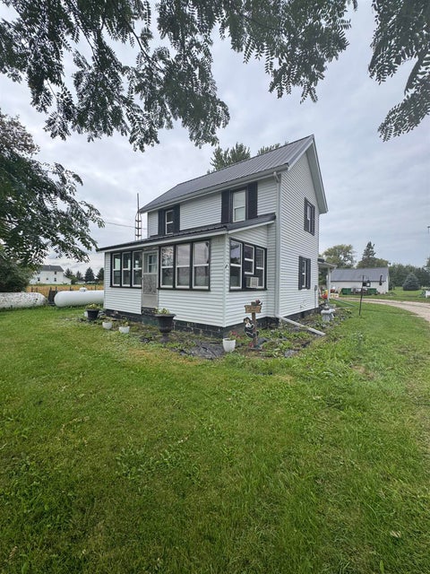 Photo of N7850 Douglas Street, Ripon, WI 54971 (MLS # 2033465)