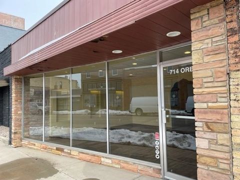 Tiny photo for 714 Oregon Street, Oshkosh, WI 54902 (MLS # 2001461)