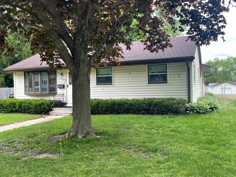Photo of 4406 Jay Drive, Madison, WI 53704 (MLS # 2024135)