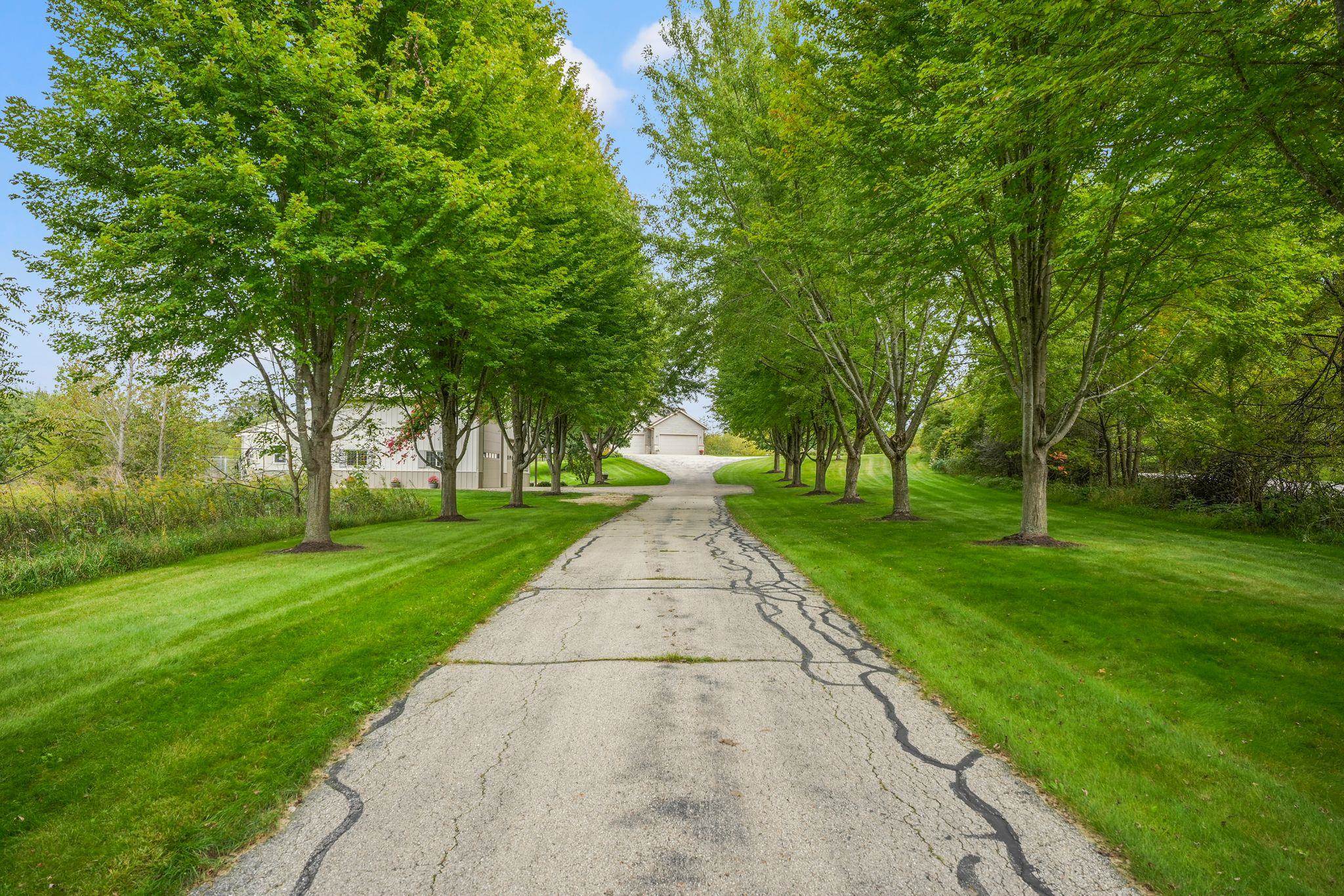 852 Canal Road