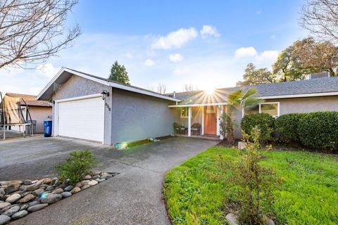 Photo of 4218 Jane Street, Redding, CA 96002 (MLS # 25-5043)