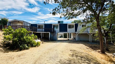 Photo of 18670 Highridge Road, Cottonwood, CA 96022 (MLS # 26-3355)