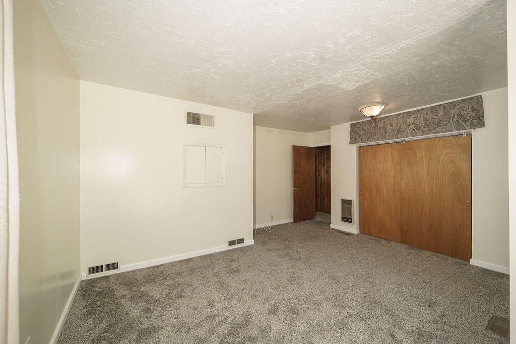 86 Long Street