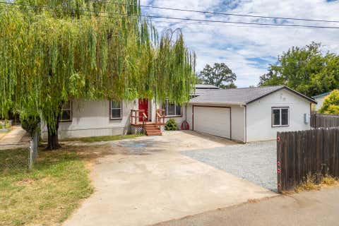 Photo of 21071 4th Street, Cottonwood, CA 96022 (MLS # 26-3501)