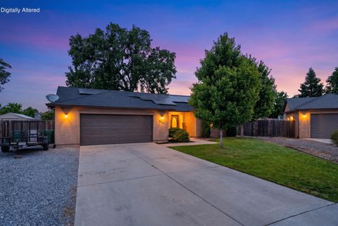Photo of 3561 Cazadero Way, Anderson, CA 96007 (MLS # 26-2556)