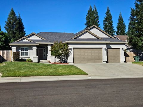 Photo of 3366 Old Lantern Drive, Redding, CA 96003 (MLS # 26-1327)
