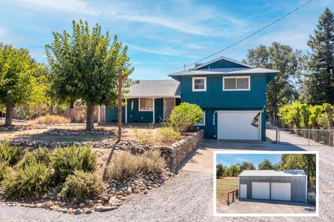 Photo of 22429 Frisbie Lane, Palo Cedro, CA 96073 (MLS # 25-4334)
