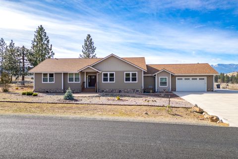 Photo of 5425 Muskrat Road, Weed, CA 96094 (MLS # 26-846)