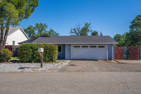 Photo of 19760 Sannedrin Place, Cottonwood, CA 96022 (MLS # 26-2332)