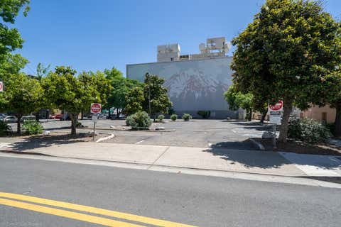 Photo of 1335 Yuba Street, Redding, CA 96001 (MLS # 26-3593)