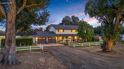 Photo of 16741 Gas Point Road, Cottonwood, CA 96022 (MLS # 26-6197)