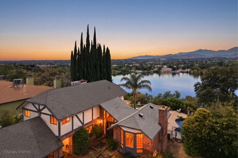 Photo of 2020 Bechelli Lane, Redding, CA 96002 (MLS # 26-4234)