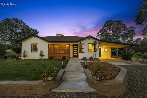 Photo of 4485 Placer Road, Redding, CA 96001 (MLS # 26-2280)