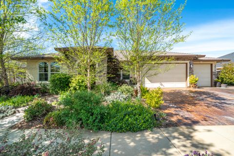 Photo of 3415 Hotlam Road, Redding, CA 96002 (MLS # 26-1413)