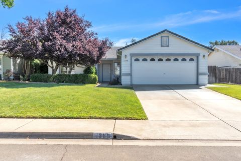 Photo of 1368 Grouse Drive, Redding, CA 96003 (MLS # 26-2483)