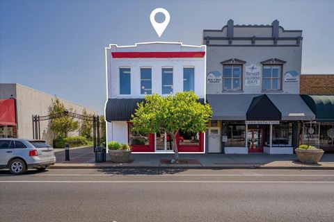 Photo of 734 Main Street, Red Bluff, CA 96080 (MLS # 25-2910)