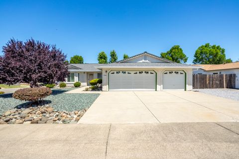 Photo of 1720 Stetson Way, Redding, CA 96003 (MLS # 26-2477)