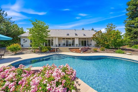 Photo of 20589 Catka Drive, Redding, CA 96003 (MLS # 26-1990)